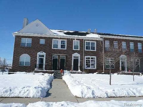 1st image of 43083 Strand Dr