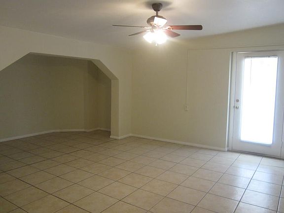 3rd image of 1924 Palma Vista Ave