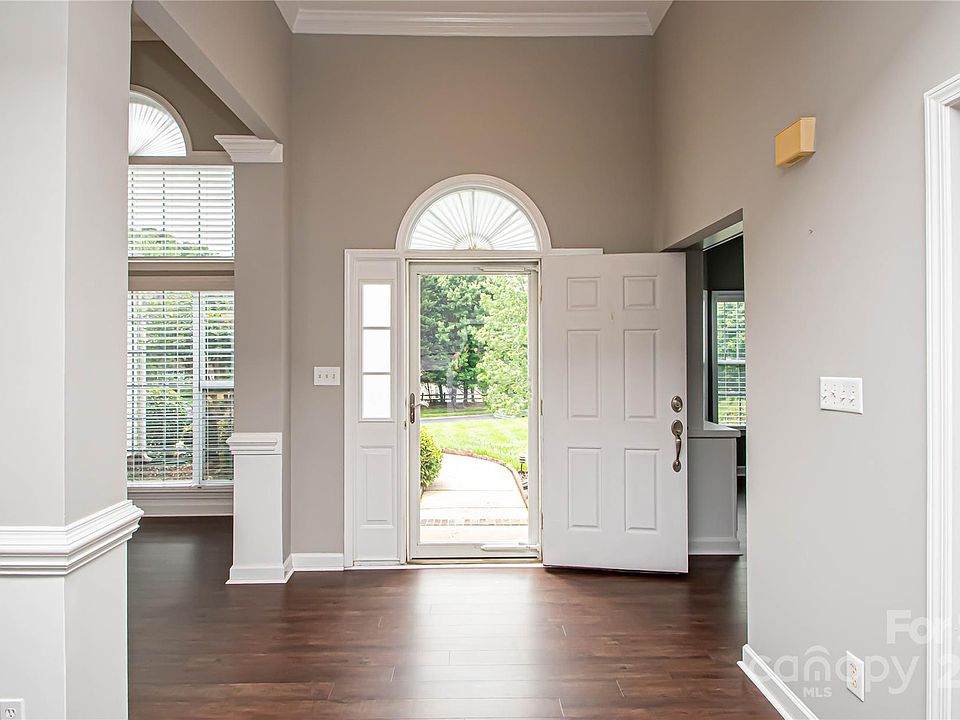 1925 Thornblade Ridge Dr, Matthews, NC 28105 Zillow