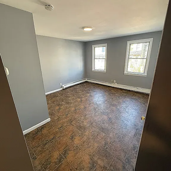 97 Butler St #1 — Photo 4