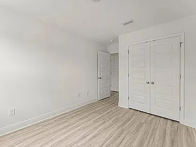 Upstairs Bedroom 2