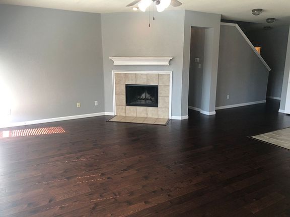 3rd image of 3117 Nandina St