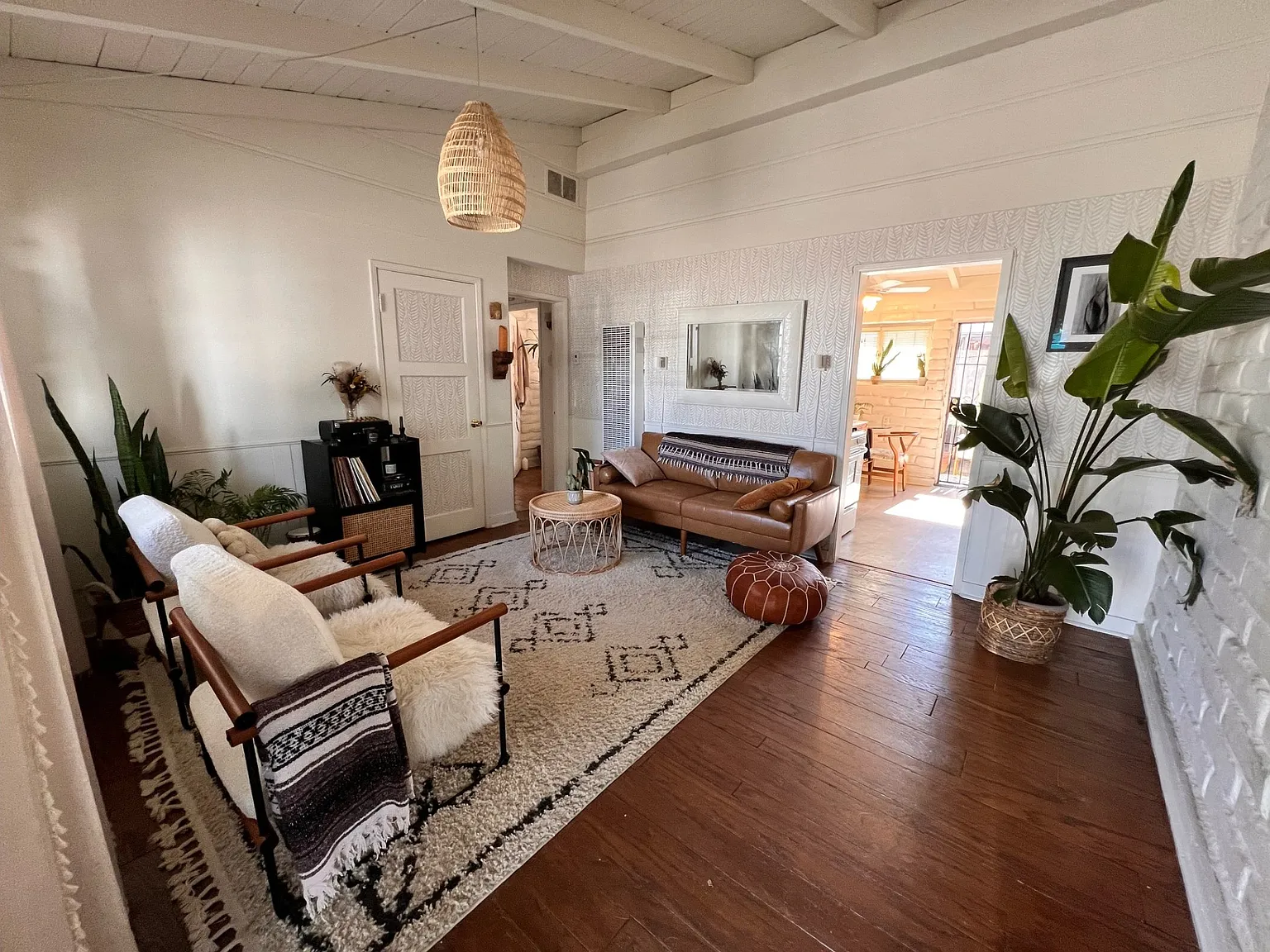1 bed, 600 sqft, $2,000 — Photo 2