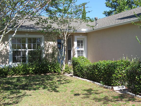 3rd image of 1902 COLDFIELD Drive W