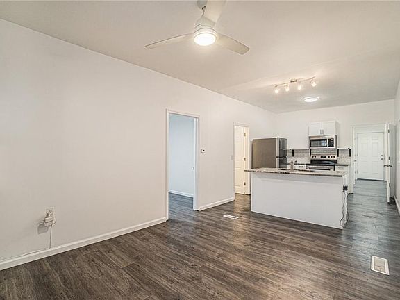 4th image of 3414 Garner Ave