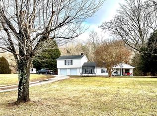 148 Vine St, Mount Airy, NC 27030