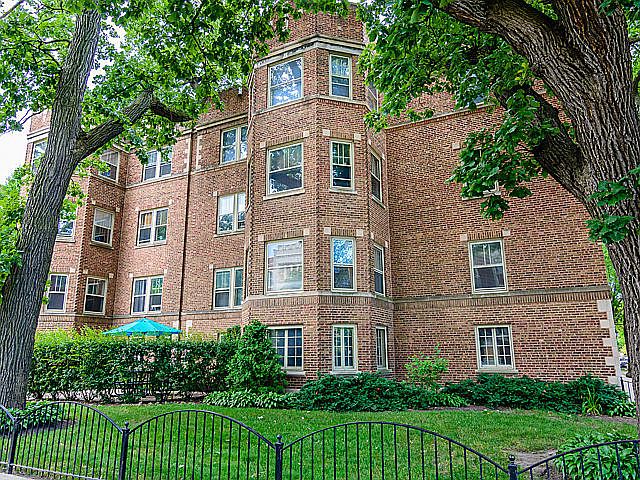 1st image of 801 Erie St #1