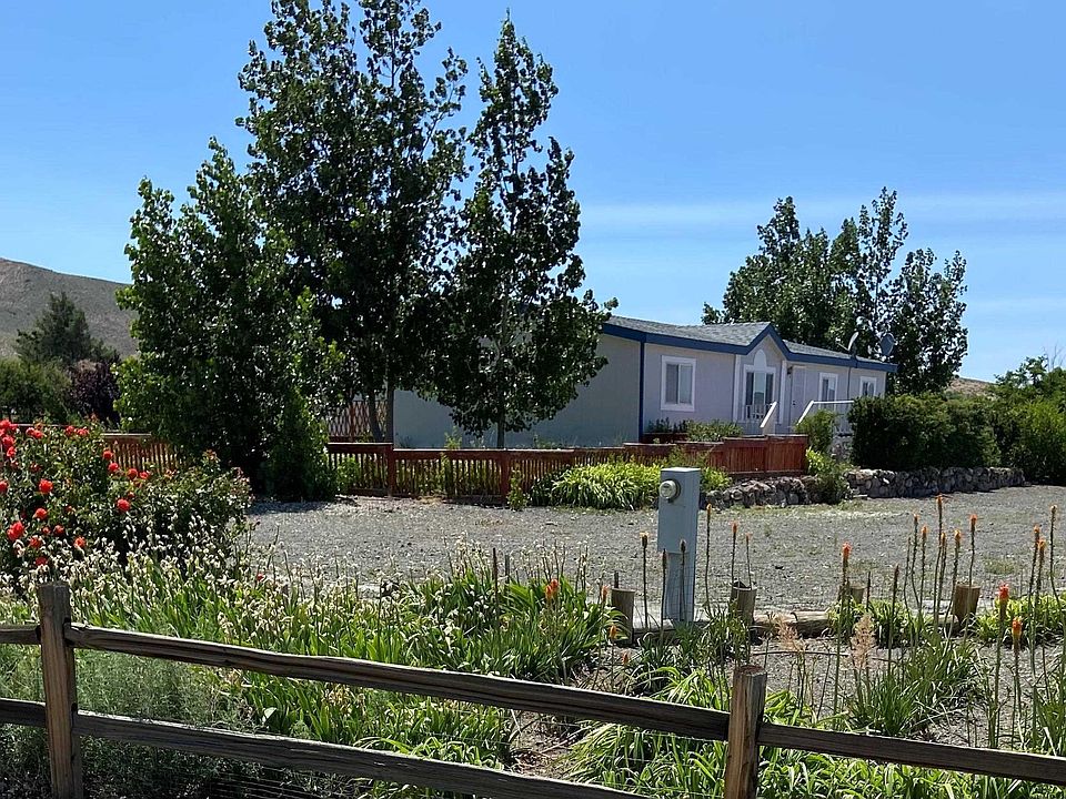 1st image of 4865 Skyline Dr