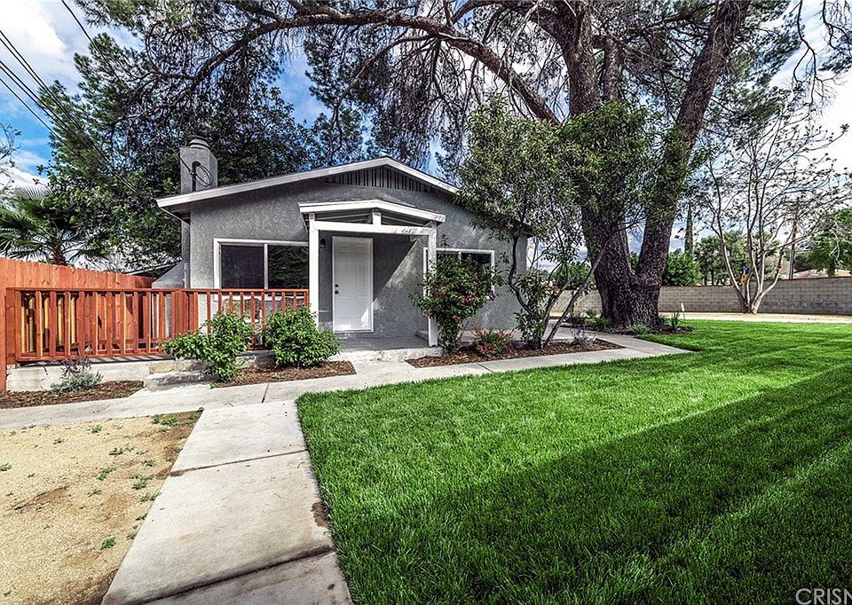 1st image of 9657 Sunland Pl