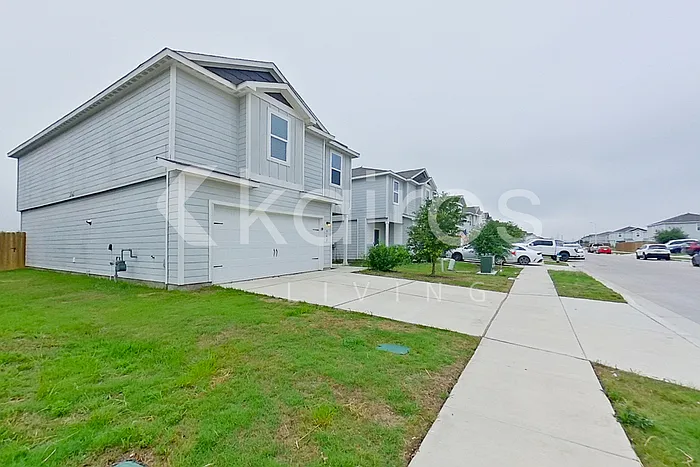 Building Photo - 962 Shady Brk