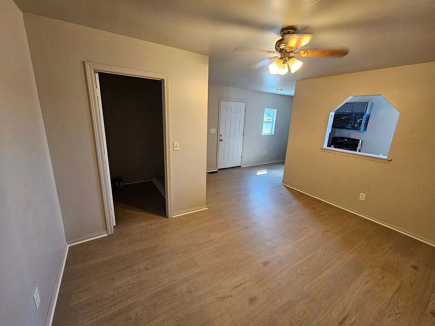 1328 Lehman — Photo 4