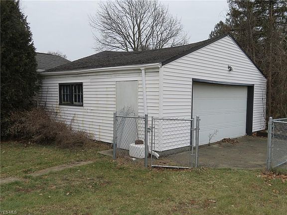 5th image of 1978 Wakefield Ave