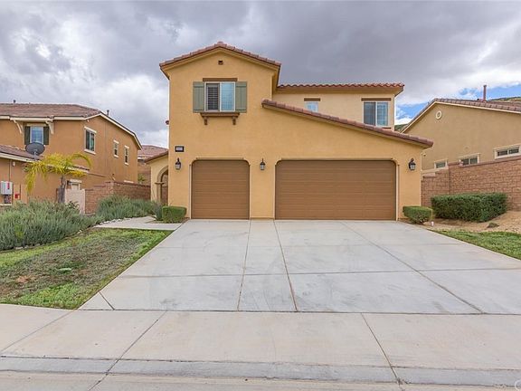 2nd image of 36403 Yarrow Ct