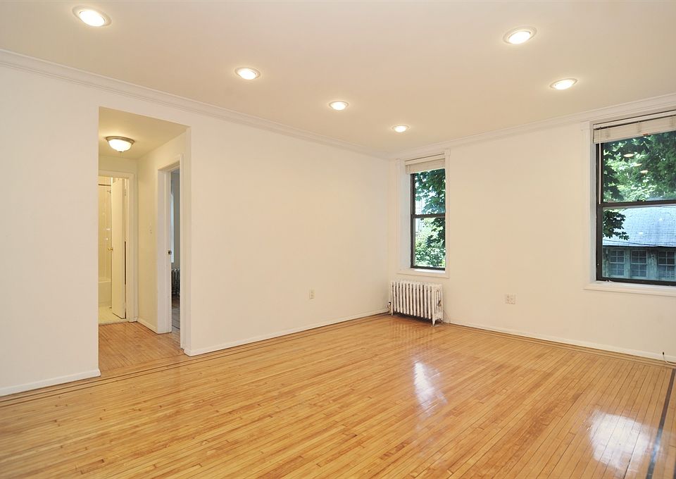 1st image of 460 Ovington Ave APT 1F