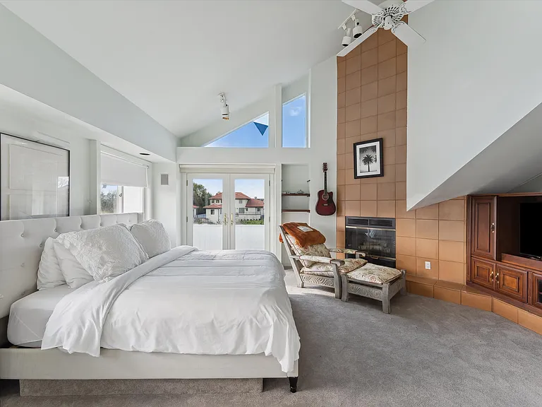 11 Watersedge Ct — Photo 18