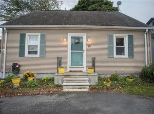 28 Batcheller Ave, Cranston, RI 02920