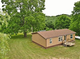 17996 Lakola Rd, Tustin, MI 49688