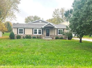 508 W Samuel St, Hamilton, MO 64644