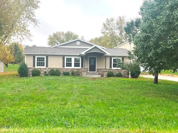 508 W Samuel St, Hamilton, MO 64644