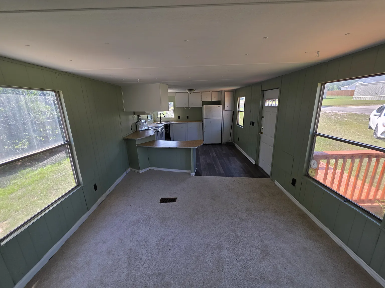 2 bed, $1,000 — Photo 4