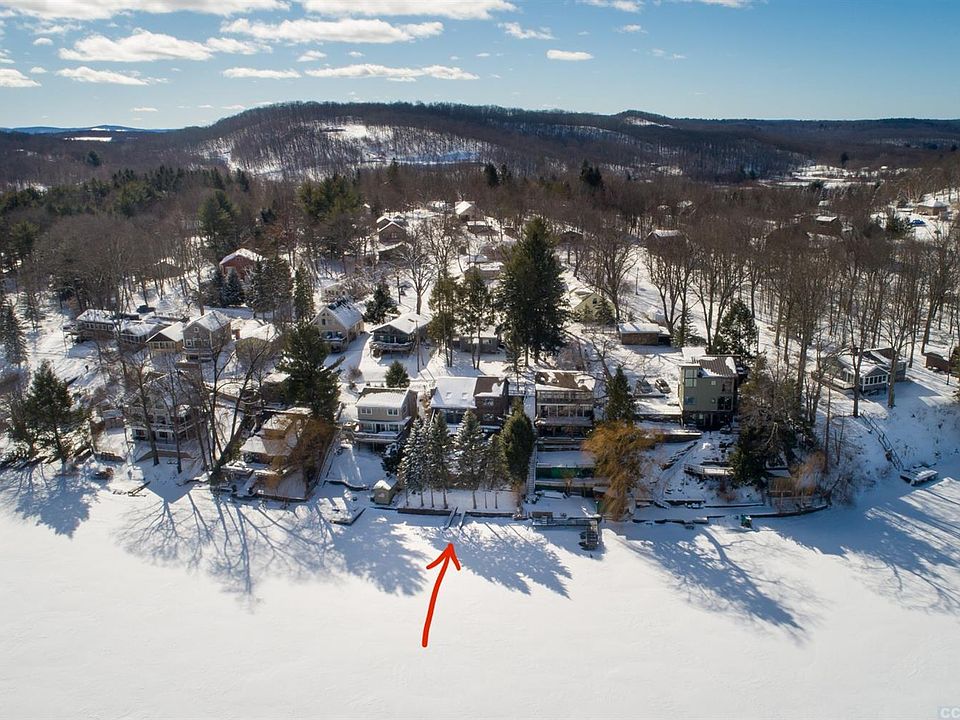 2nd image of 82 South West Colony Road