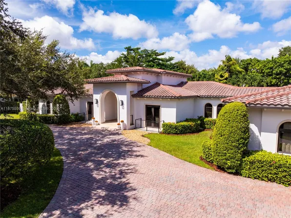 10900 SW 61st Ct, Pinecrest, FL 33156