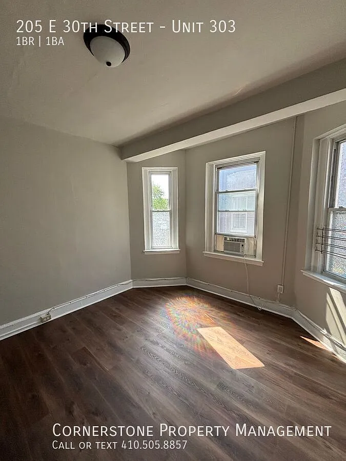 1 bed 1 bath | $1250 | 205 E 30th St. Baltimore, MD 21218 Apt. #303| Walk to JHU & MedStar Union ... — Photo 3