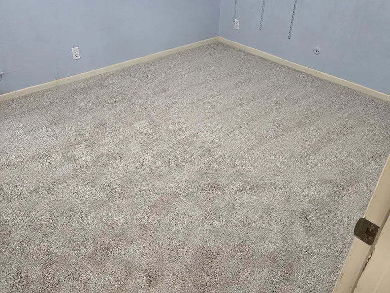 3406 Halifax Dr — Photo 3