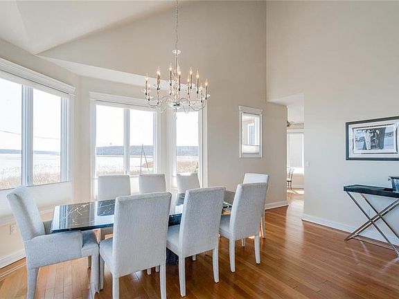 5th image of 517 Gair St #517CORNER