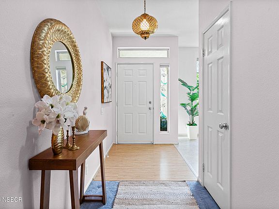 4th image of 1298 Manzanita Way