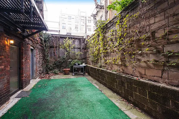 Rented by Town Residential | media 11