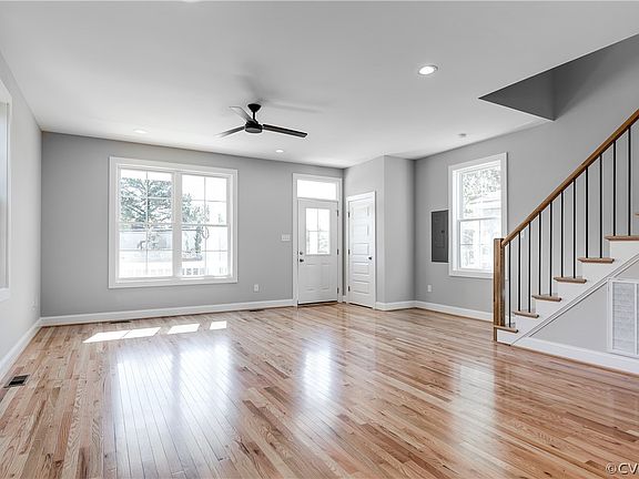 3rd image of 1710 W 29th St