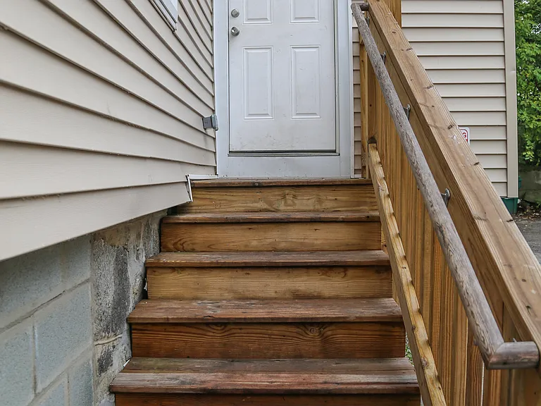 27 Watson St #2 — Photo 22