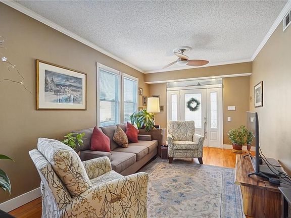 3rd image of 716 Weiblen Pl