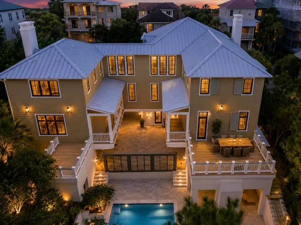 151 E Saint Lucia Ln, Pt Washington, FL 32459