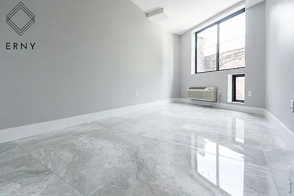 Rented by ERNY LLC | media 16