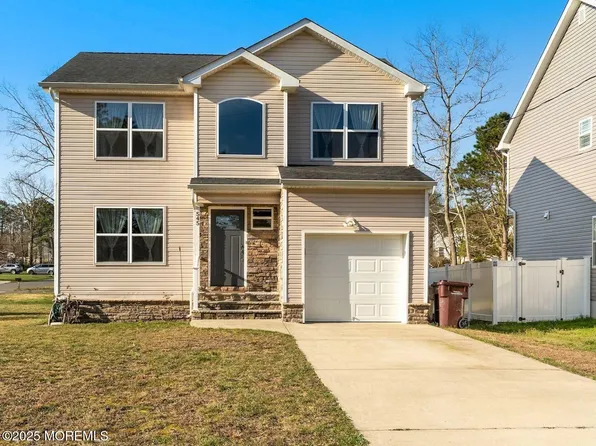 545 Hopedale Drive SW, Berkeley, NJ 08721