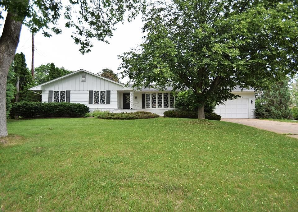 1st image of 7109 W Shore Dr