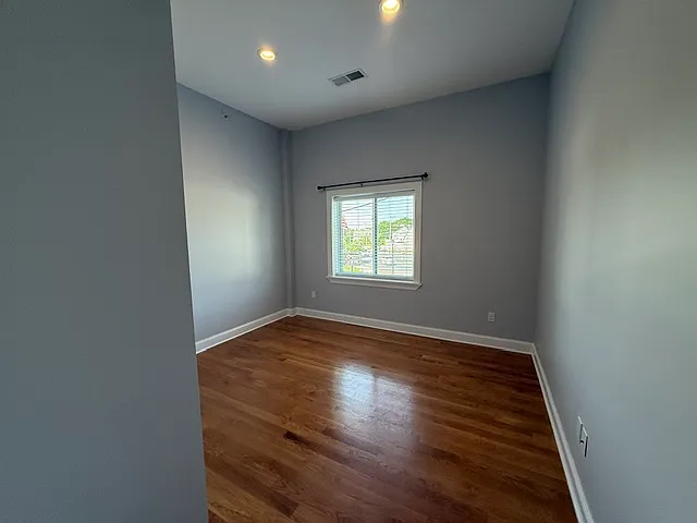 2067 Barnum Ave #1 — Photo 12