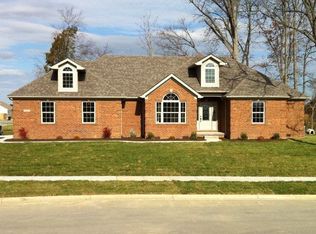 223 Oak Branch Dr, Berea, KY 40403