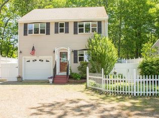 144 Lakeside Ave, Wrentham, MA 02093