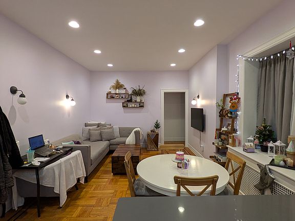 2nd image of 2 Marine Ave APT 1C