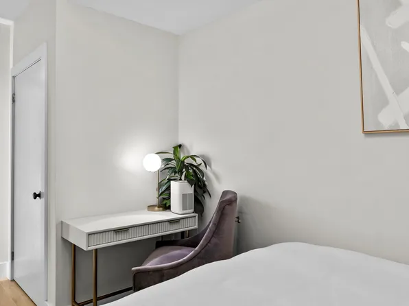 1090 Carroll Street image 15 of 15