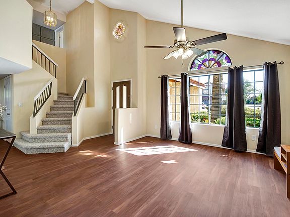 3rd image of 3026 W Hayward Ave