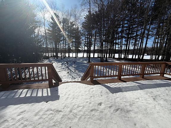 4th image of W8309 Sand Rd