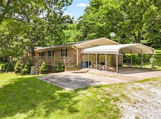 475 N Cato Springs Rd, Fayetteville, AR 72701