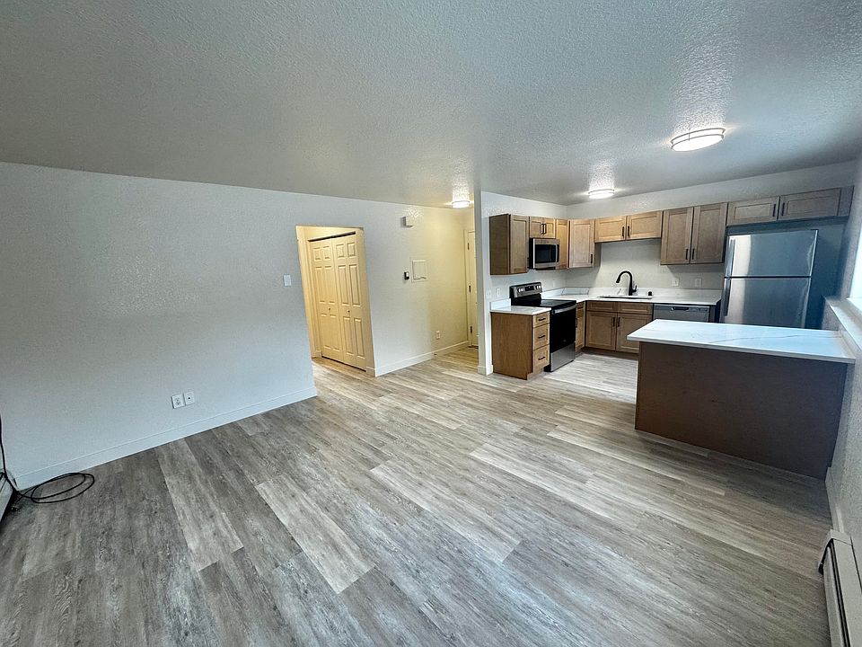 2nd image of 3461 W Sakai St
