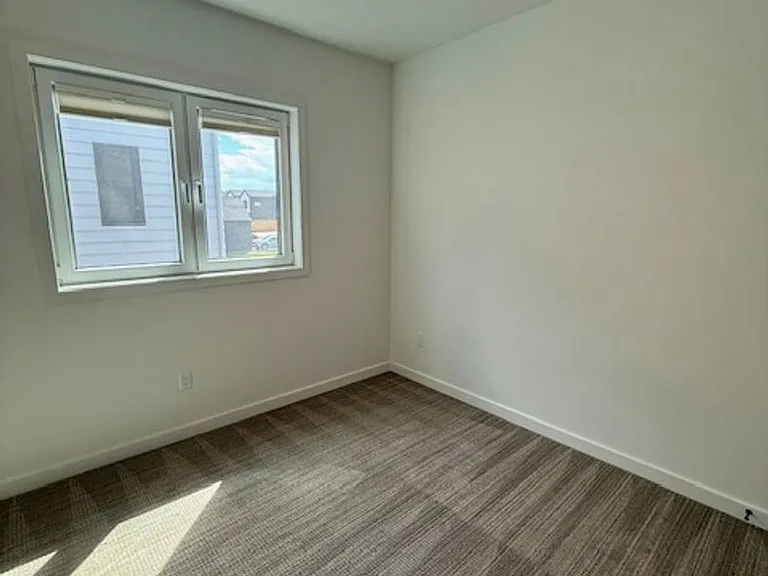 2957 S 27th Ave — Photo 50