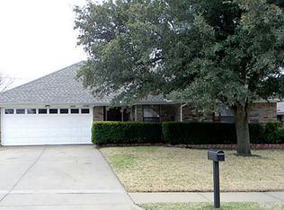 5832 Concord St, Watauga, TX 76148