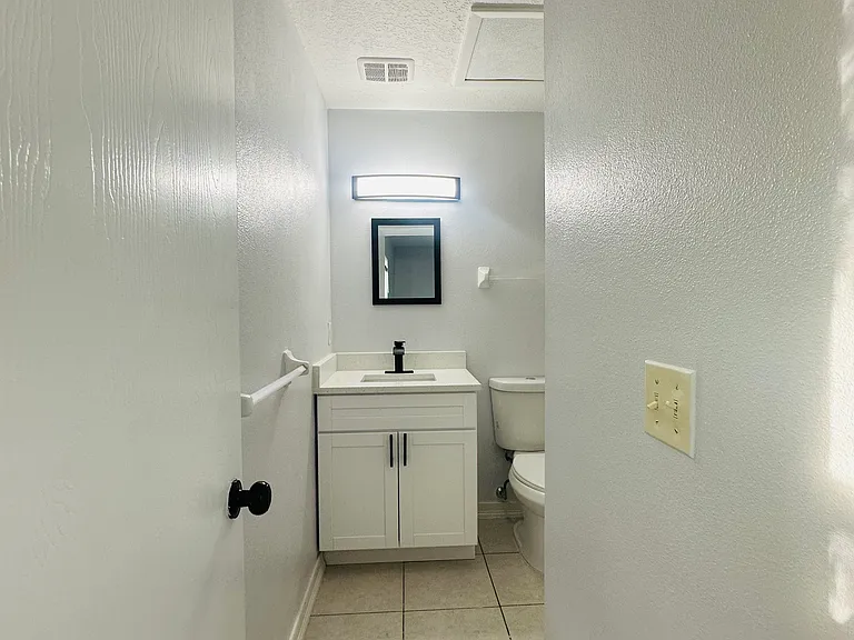 648 Pyramid Ave — Photo 26